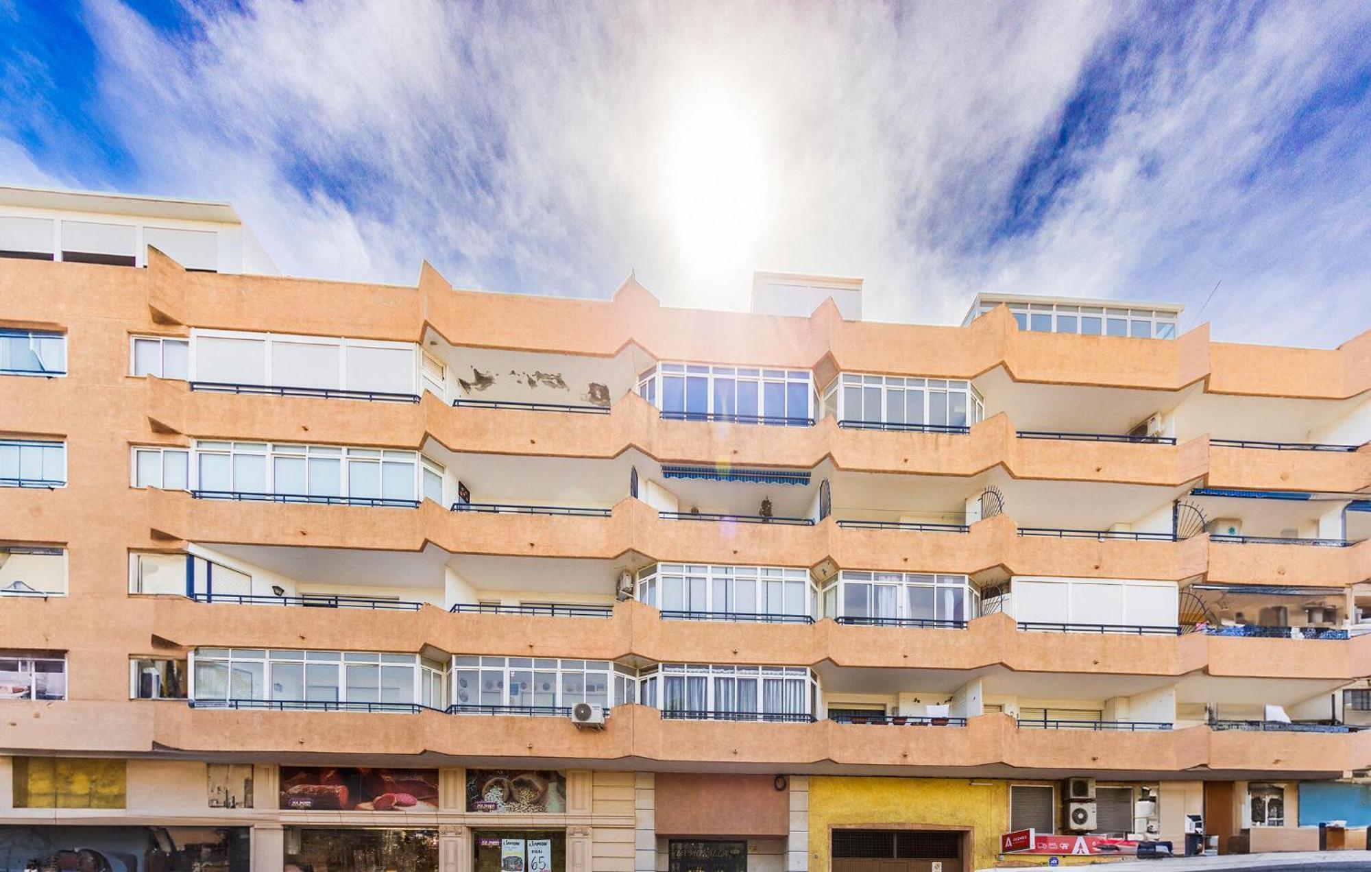 Nice Apartment In Torrevieja With Kitchen מראה חיצוני תמונה