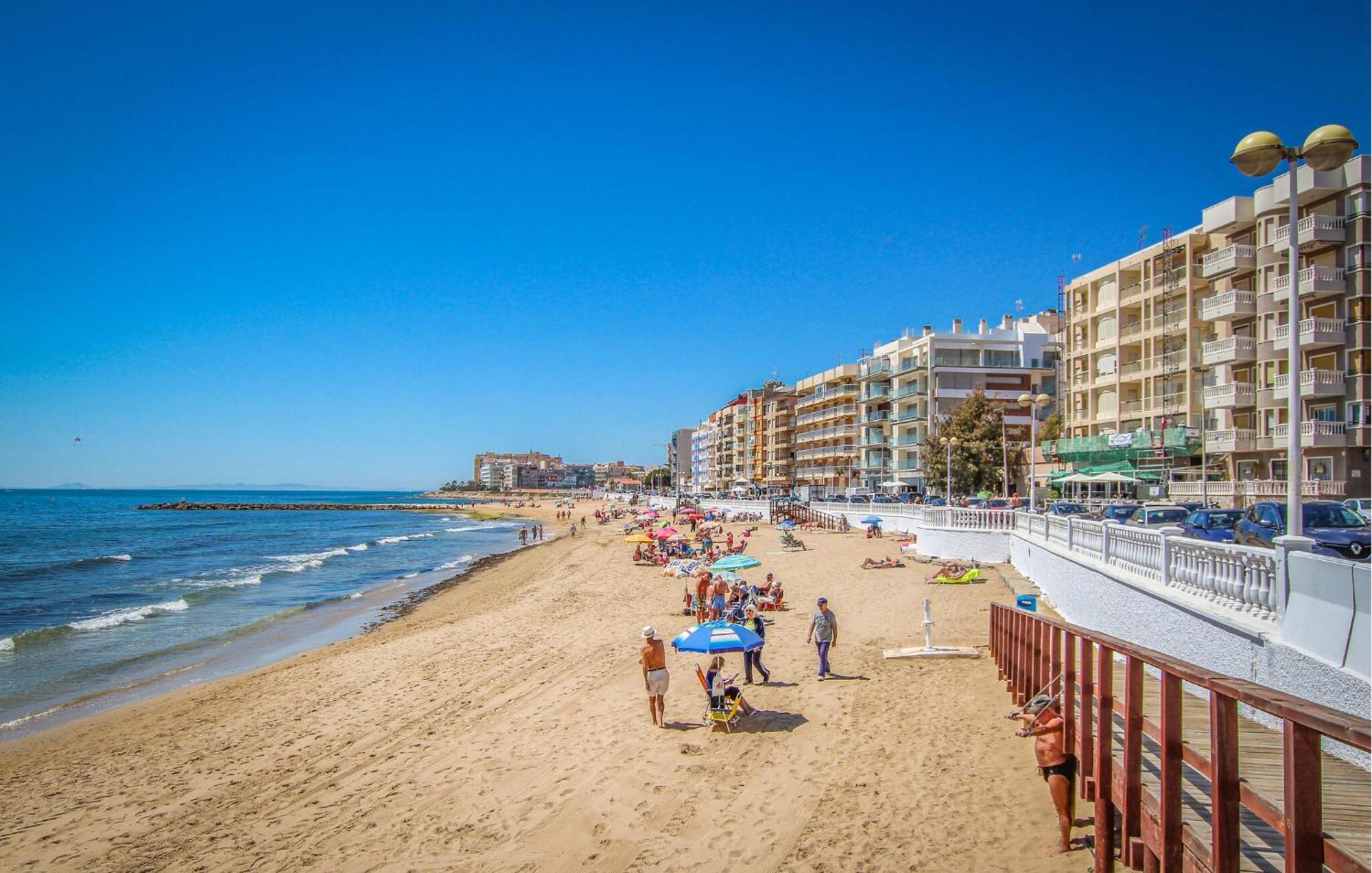 Nice Apartment In Torrevieja With Kitchen מראה חיצוני תמונה