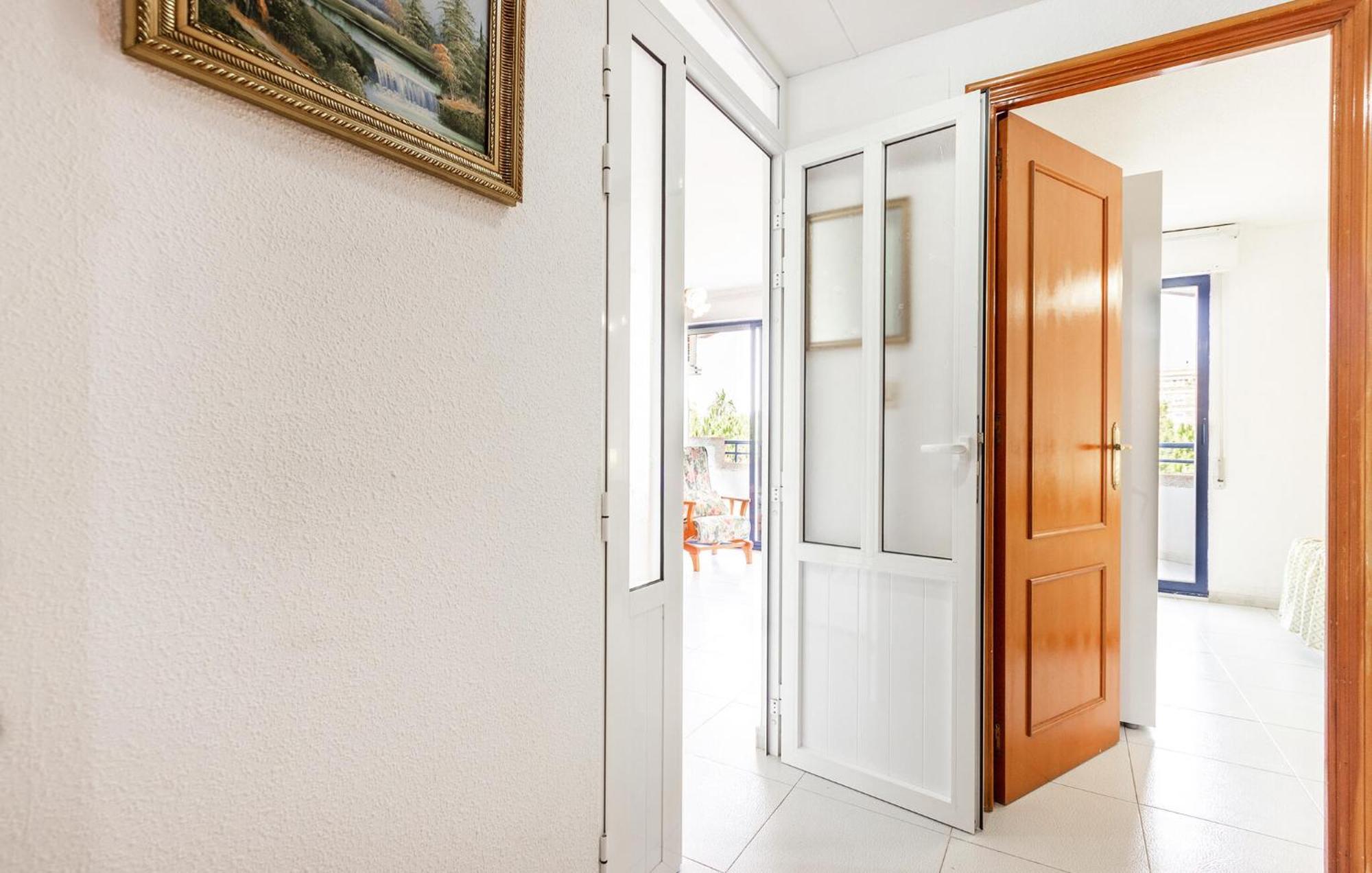 Nice Apartment In Torrevieja With Kitchen מראה חיצוני תמונה