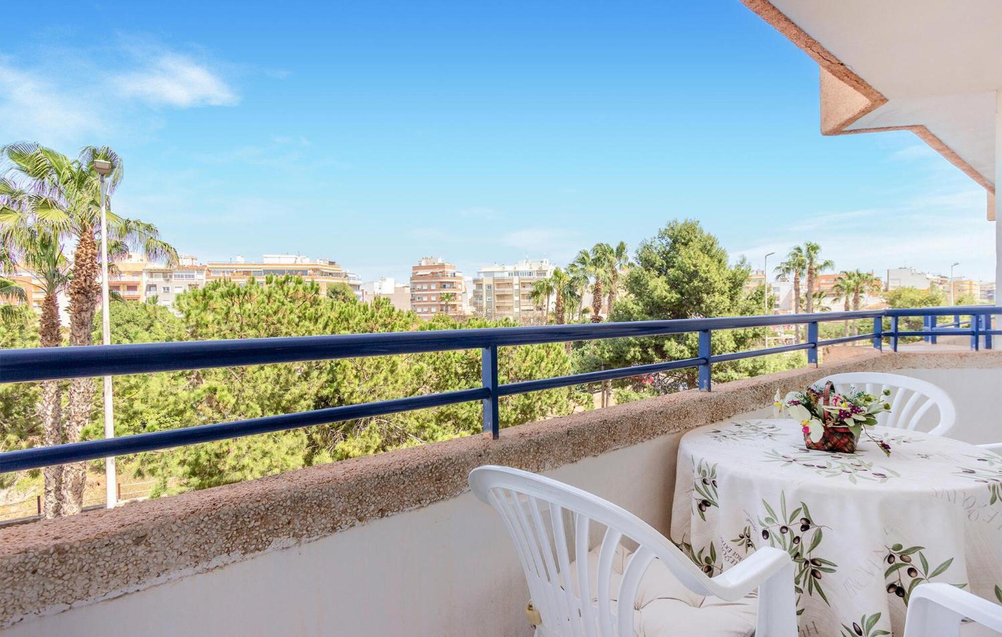 Nice Apartment In Torrevieja With Kitchen מראה חיצוני תמונה
